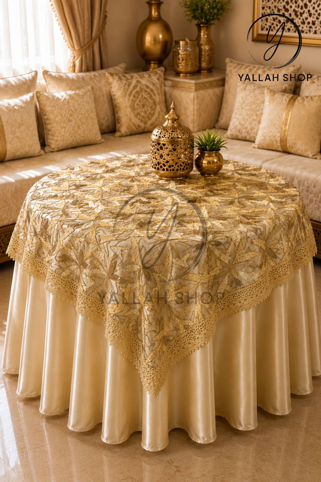✨ Nappe  élégante avec sous-nappe satin ✨